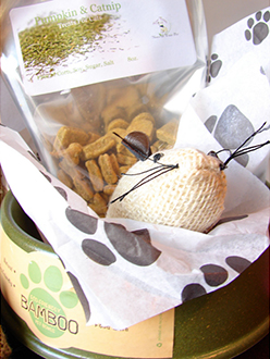Eco Friendly Cat Lovers Gift Basket